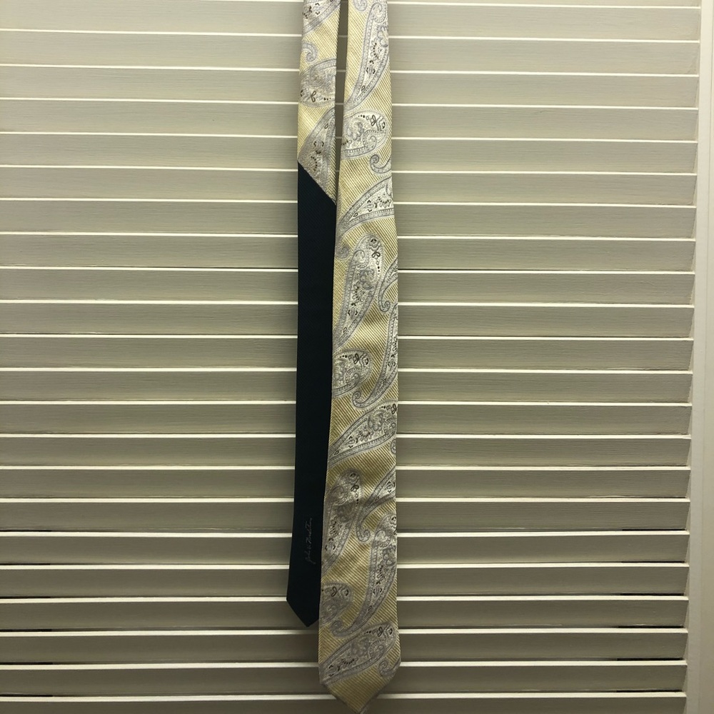 John W. Nordstrom Men’s Gold Tie